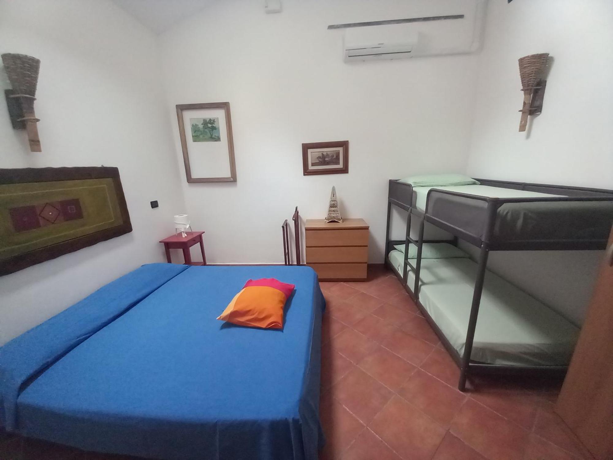 "La Casita", 2 Floors Apartment, Private Parking 1 Car Or 2 Bikes, Air-Cond And Terrace Livorno Eksteriør billede