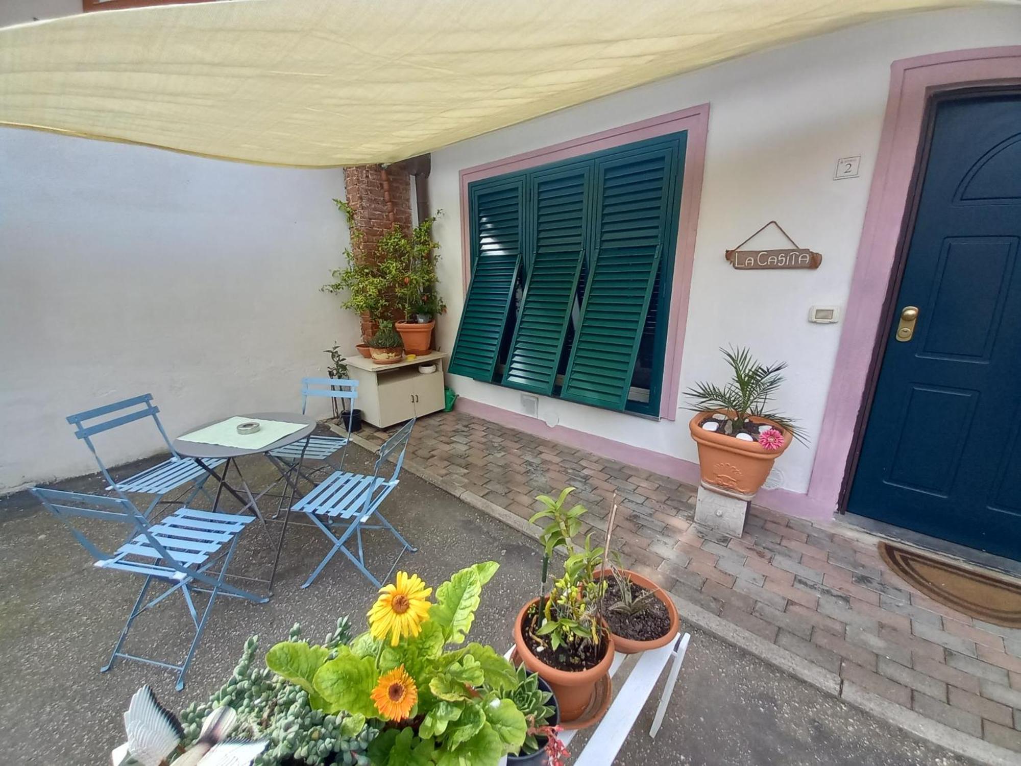 "La Casita", 2 Floors Apartment, Private Parking 1 Car Or 2 Bikes, Air-Cond And Terrace Livorno Eksteriør billede
